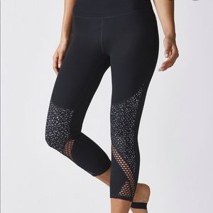 Fabletics Clover Capril. Powerhold. L